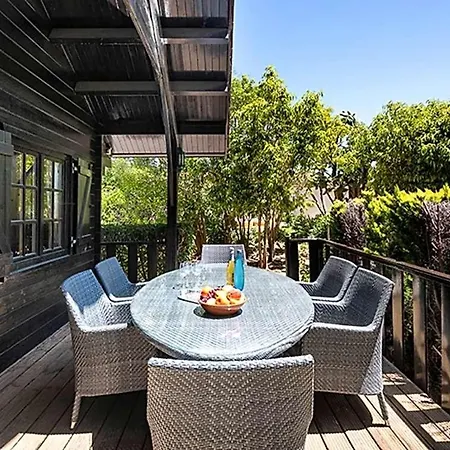 Sleeps 15 Pool Air Con *
