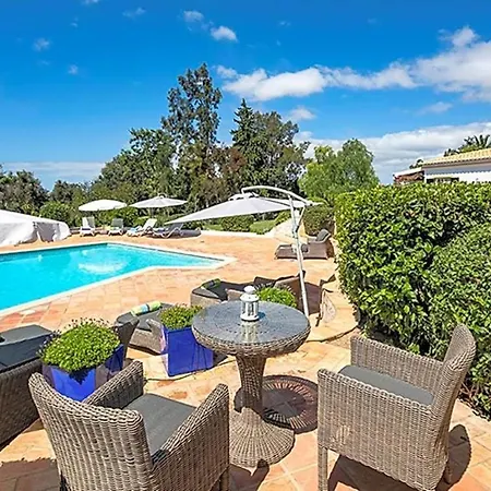 Sleeps 15 Pool Air Con * Alvor
