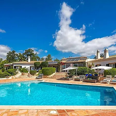 Sleeps 15 Pool Air Con Alvor